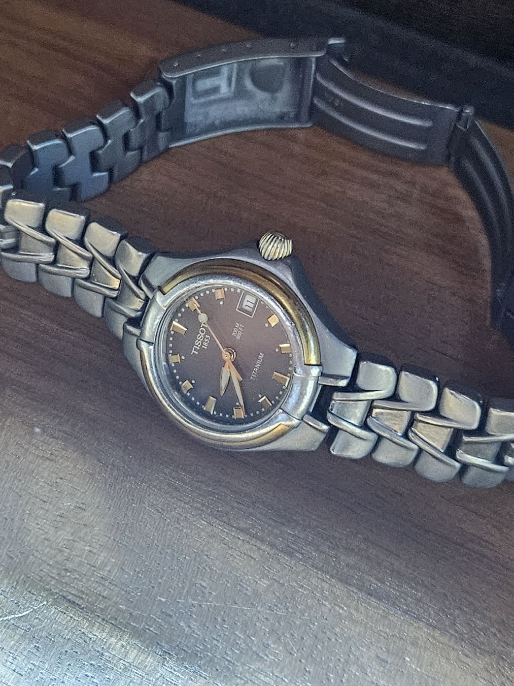 Tissot Orologi: Tissot Titanium Damenuhr 28mm – Usato da Flamatt venduto da pie_f9zm 9