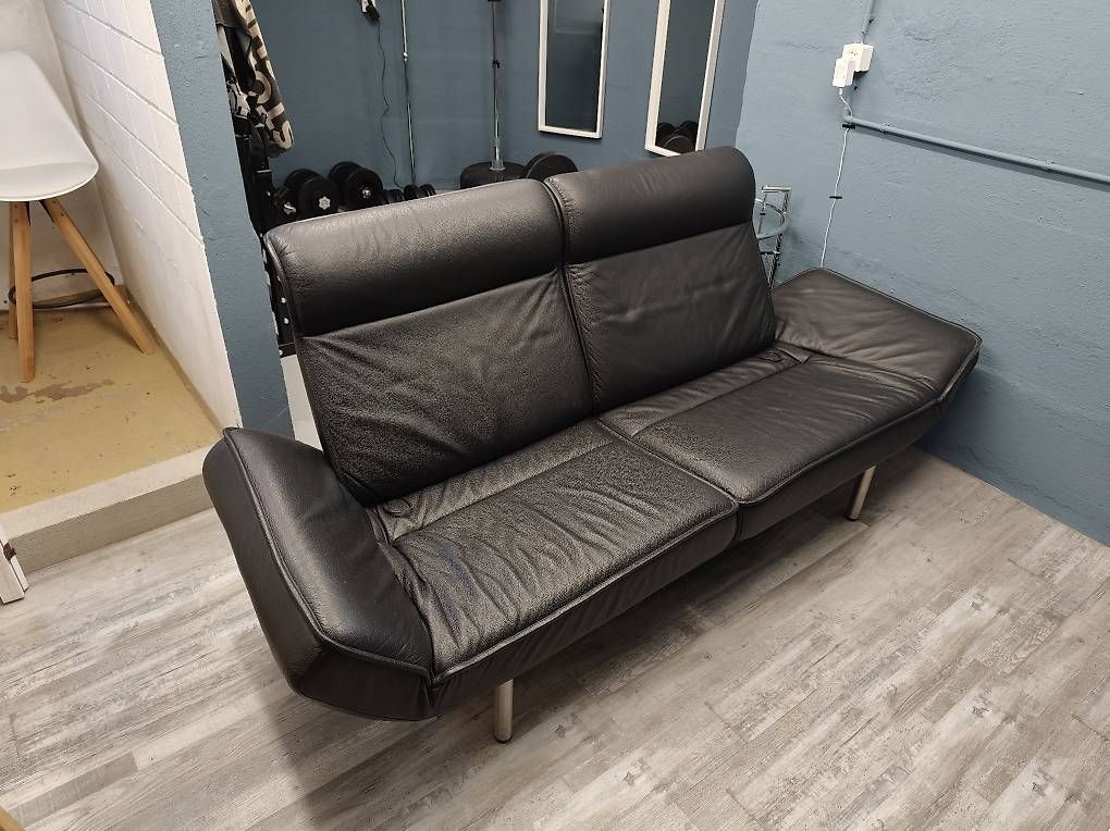 Sofas: Schwarzes Sofa (Echtleder) – Gebraucht aus Wolfhalden von TheVeritas1998 2