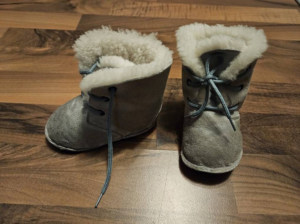 Herrenschuhe: Warme Schühchen Sole 14cm – Gebraucht aus Thun von sst_y7mk