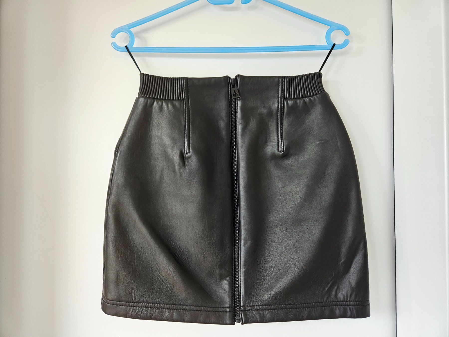 Jupes: 100% Leder Minirock (Gr 36) NEU – Neuf (Voir description) à Zürich par Aleick 6