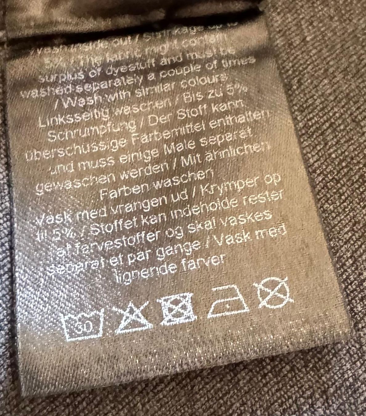 Blusen: Marke Levate Hemd denim schwarz XS – Neu und originalverpackt aus Nussbaumen AG von brigitebardot 3