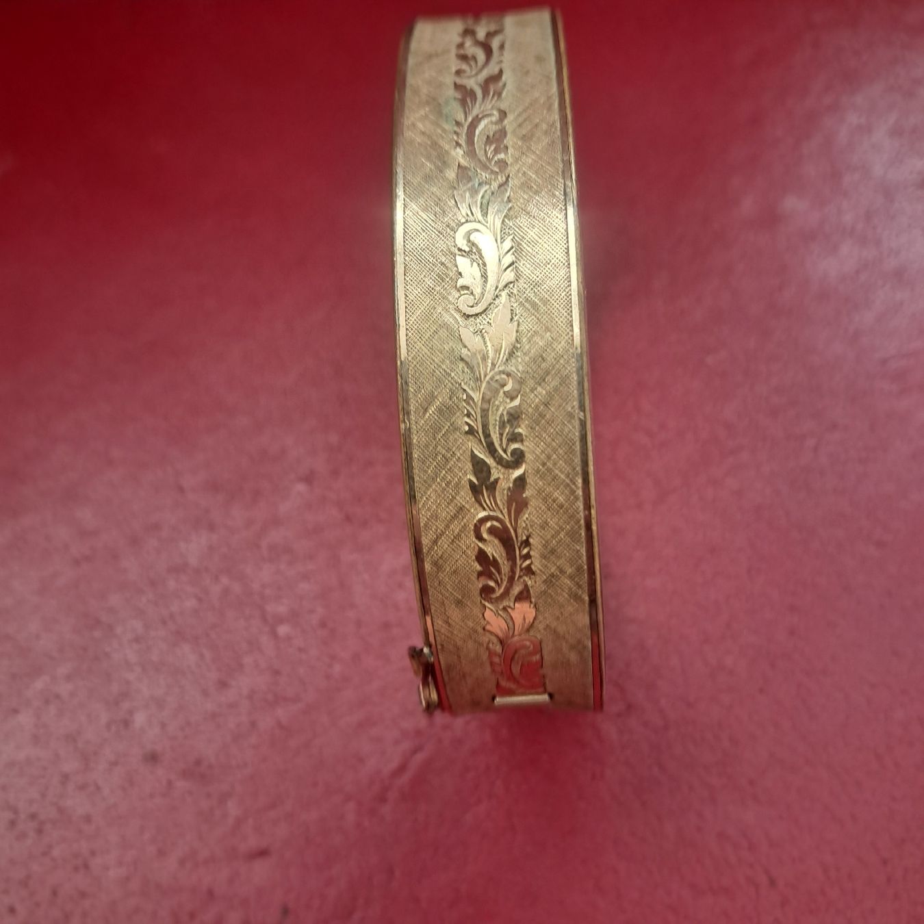 Armbänder & -reifen: Armreif  – Gebraucht aus Dietikon von una_y6wy 1