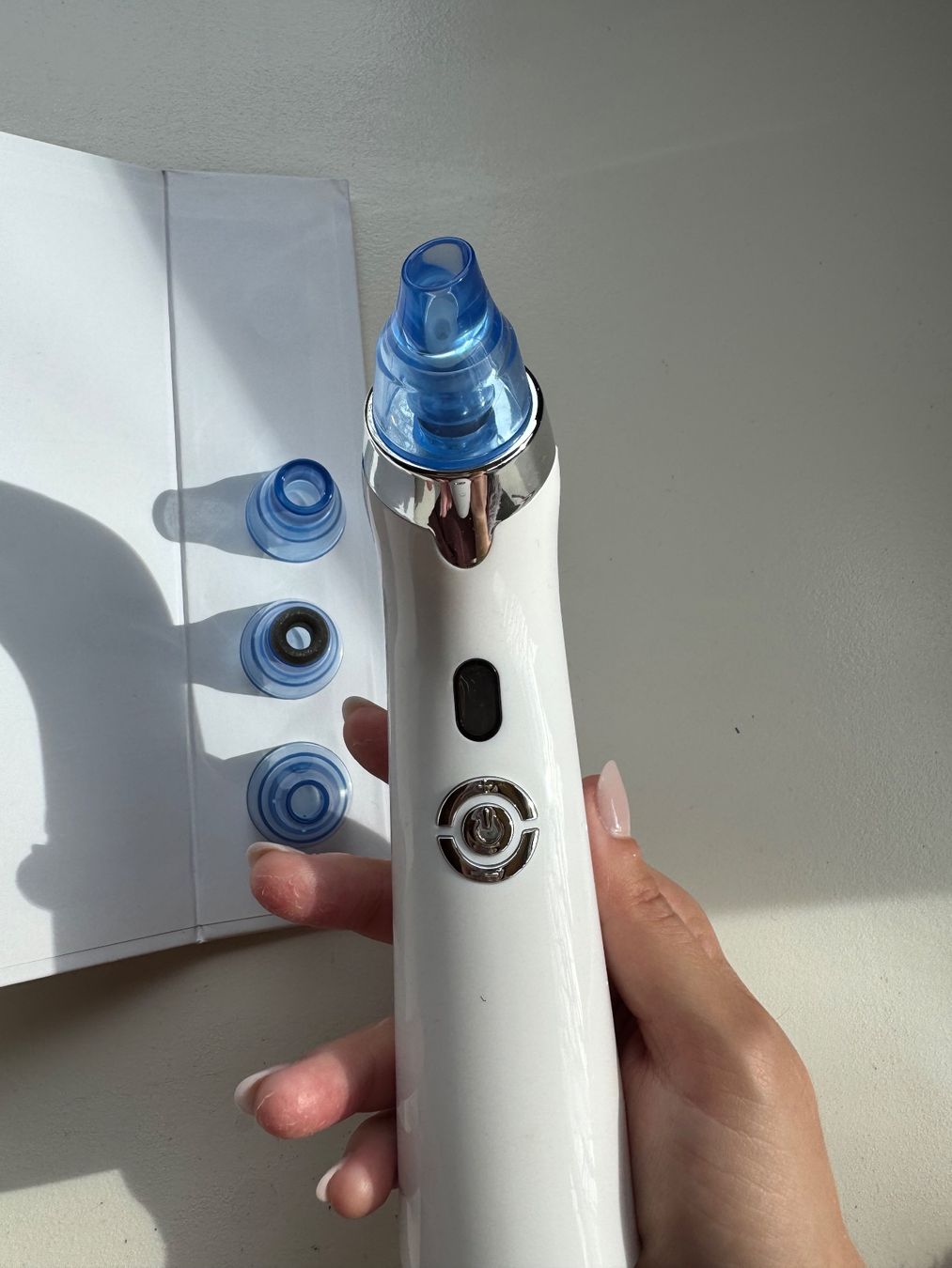 Cura del viso: Lovis Gesichtspflegegerät Vacuum Pore Cleaner – Nuovo (secondo la descrizione) da Oberhelfenschwil venduto da bollhm 1