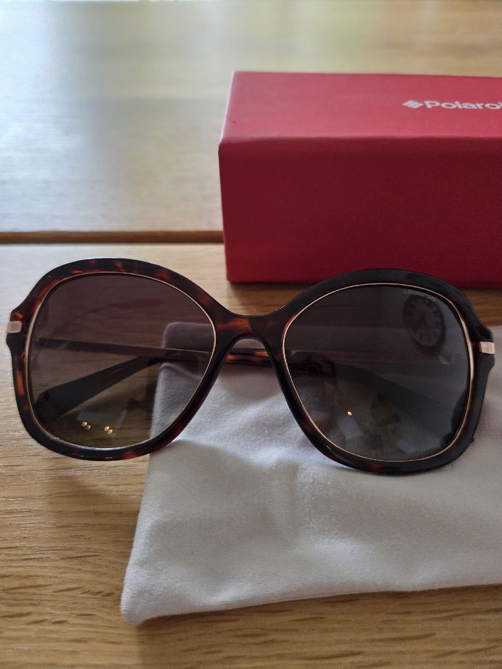 Polaroid Brillen & Gläser: Polaroid sunglasses women – Gebraucht aus Zug von Bibibo 1