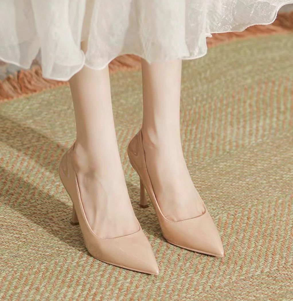 Pompe & Parti di ricambio: Wide feet? No problem! Beige Pump heels, size 39 – Nuovo (secondo la descrizione) da Nidau venduto da son_9tqr 5