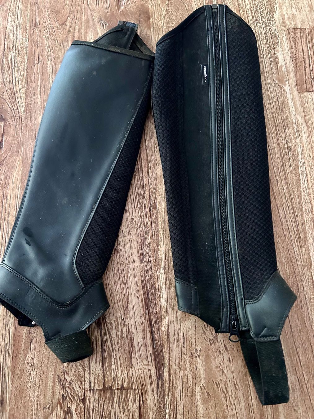 Jambières & Bandages: Chaps – D'occasion à Weggis par Duma2 1