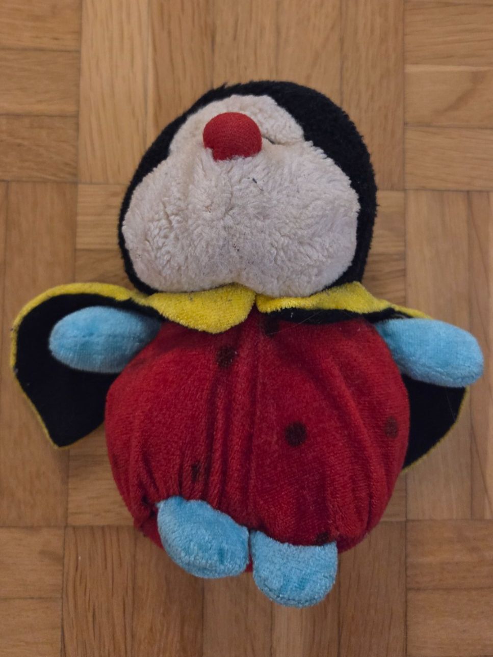 Spielzeuge: Plüschtier Marienkäfer rot schwarz – Gebraucht aus Winterthur von SilWi
