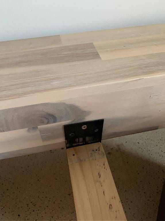 Letti: Bettgestell aus Holz - 140x200cm – Usato da Marthalen venduto da ironh1tsch 1