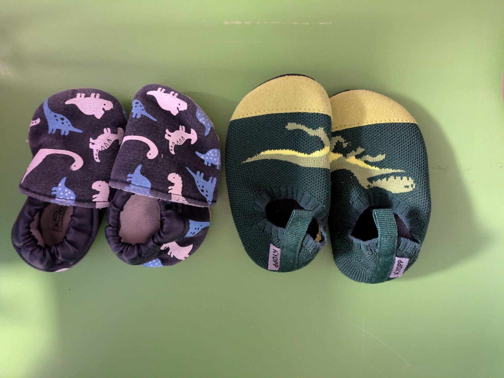 Scarpe per ragazzi: pantoufles bebe 20/21 – Usato da Matran venduto da Taragor