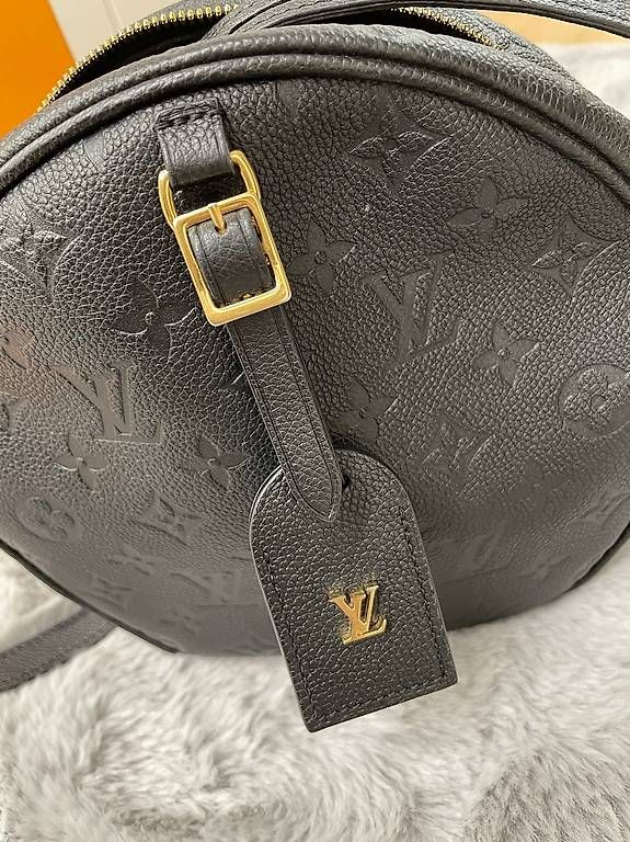 Taschen für Damen: Louis Vuitton – Gebraucht aus Wittenbach von jan_g2pw 4