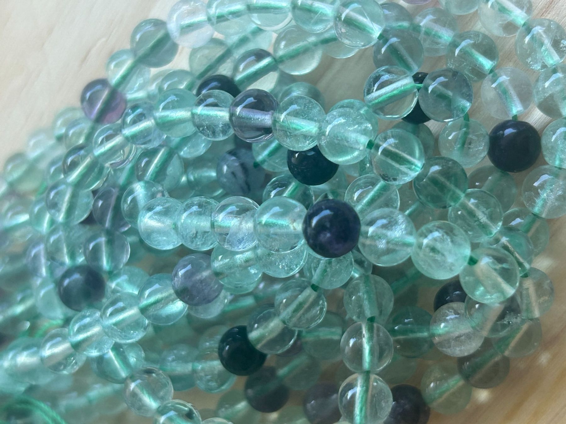 Minerali & Pietre curative: Strang echte Fluorit beads 6 mm – Nuovo e nell'imballaggio originale da Niederrohrdorf venduto da Ytobi