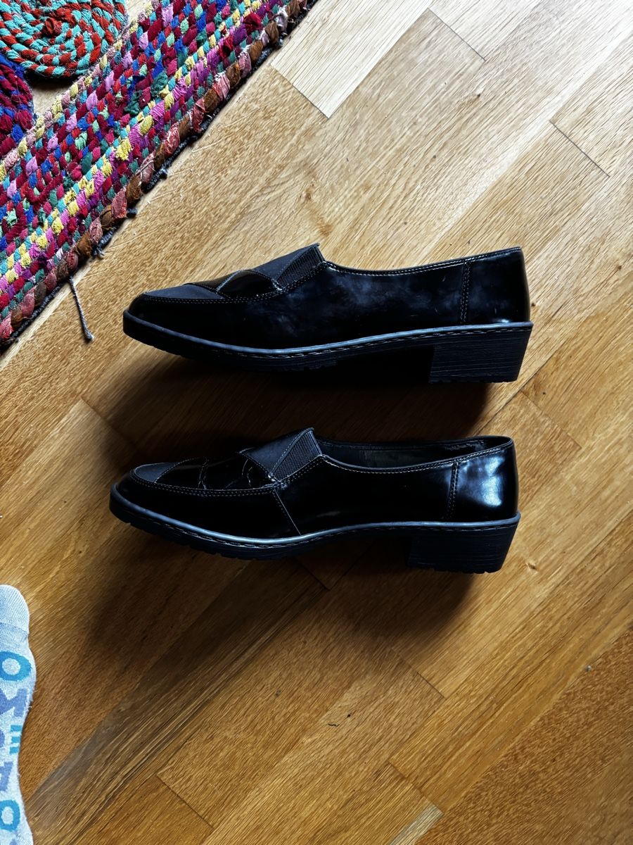 Damenschuhe: Paire de chaussures – Neu (gemäss Beschreibung) aus Estavayer Le Lac von sico1260 2