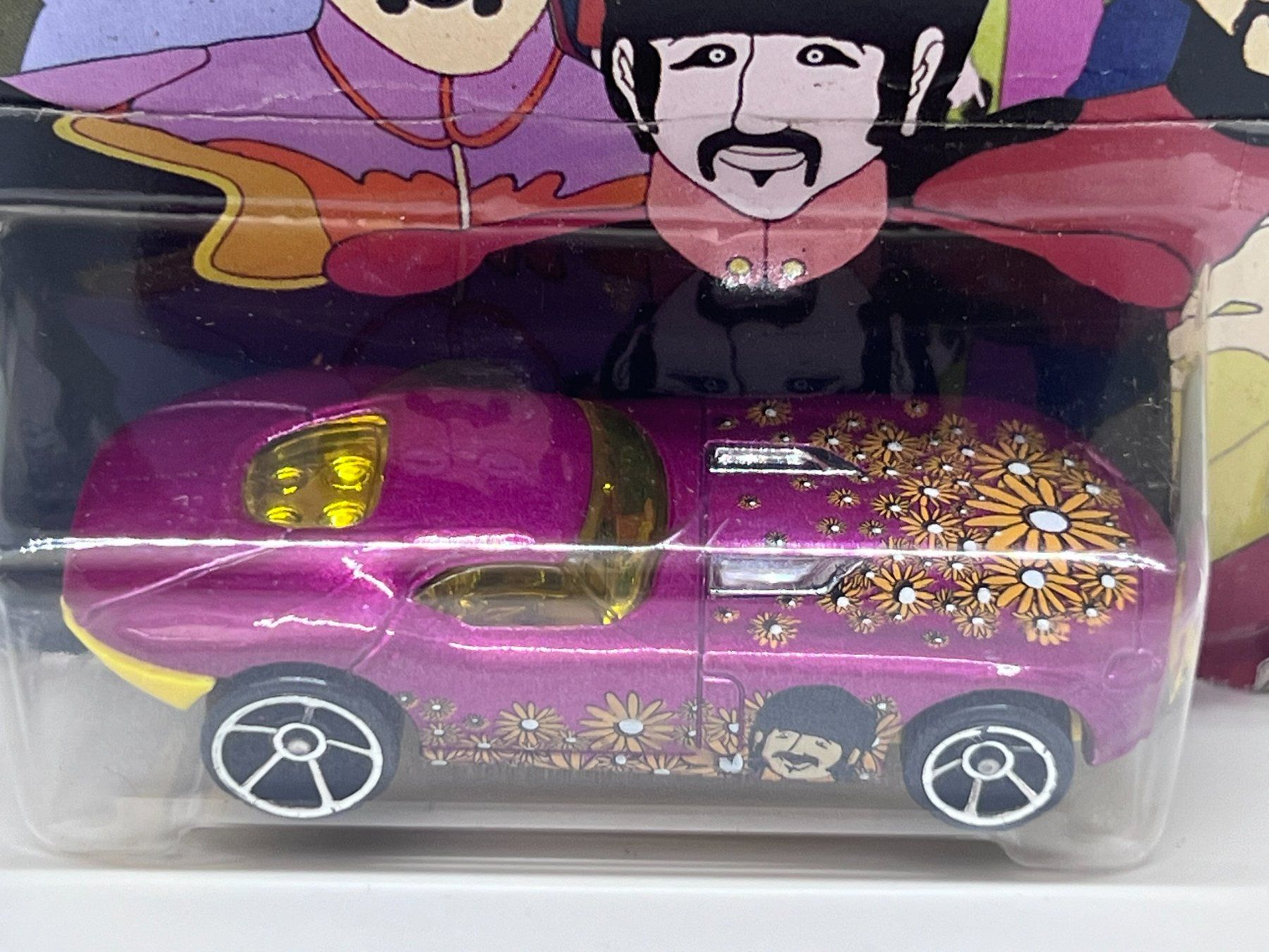 Hot Wheels Modellini d'auto: Hot Wheels Fast Felion – Nuovo e nell'imballaggio originale da Wildegg venduto da LaaBoutique 2