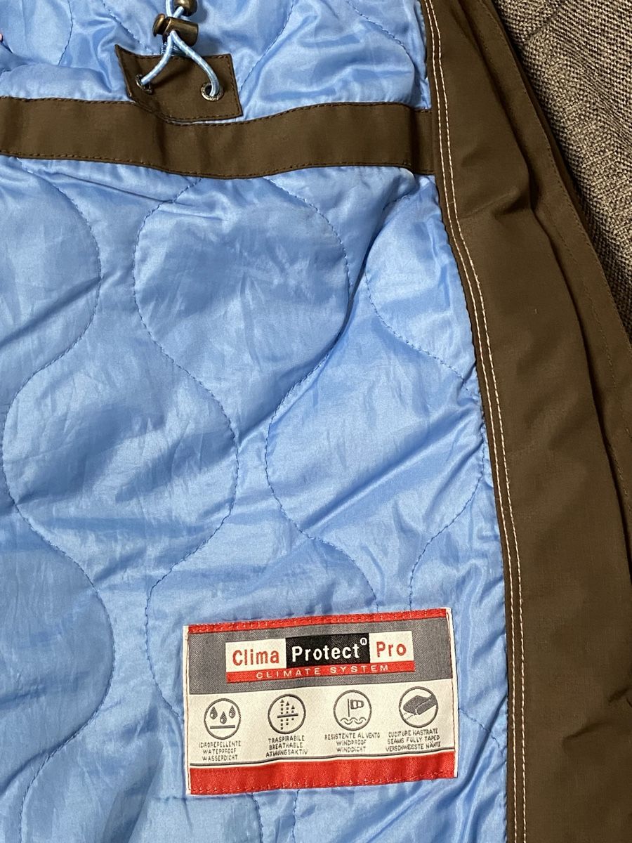 CMP Jacken: CMP Winterjacke, Gr. M, Farbe braun – Gebraucht aus Ehrendingen von Uxaxa 5