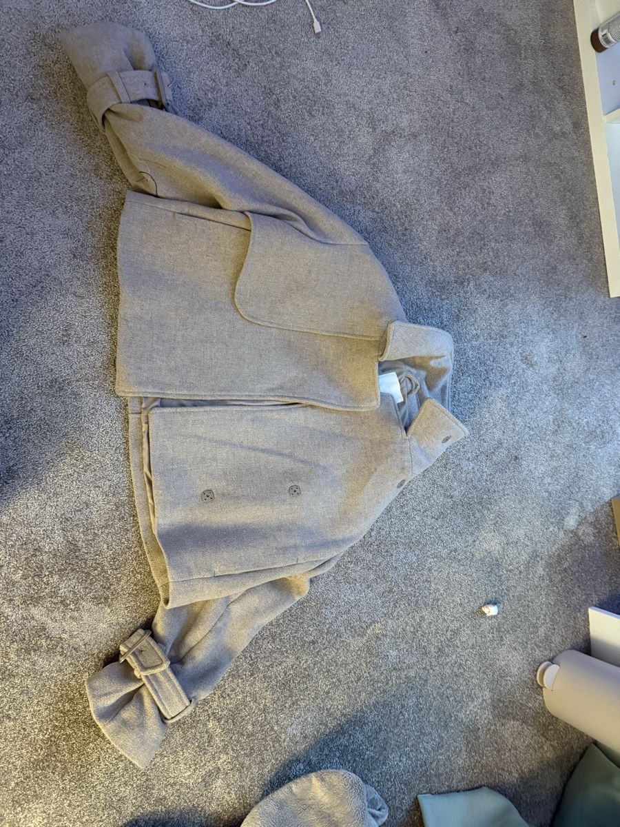 H&M Giacche: Beige H&M jacke – Usato da Zürich venduto da Kugellipo 1