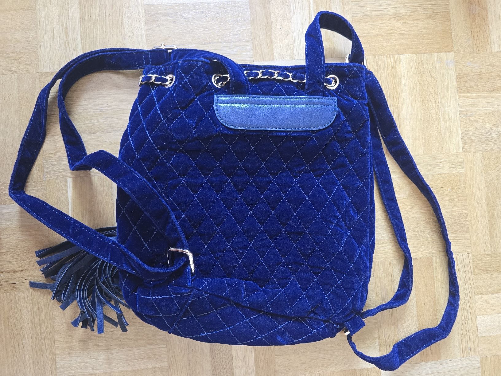 Taschen für Damen: kleiner Velours Rucksack von Maddison – Neu (gemäss Beschreibung) aus Rabius von sar_r7ls 2