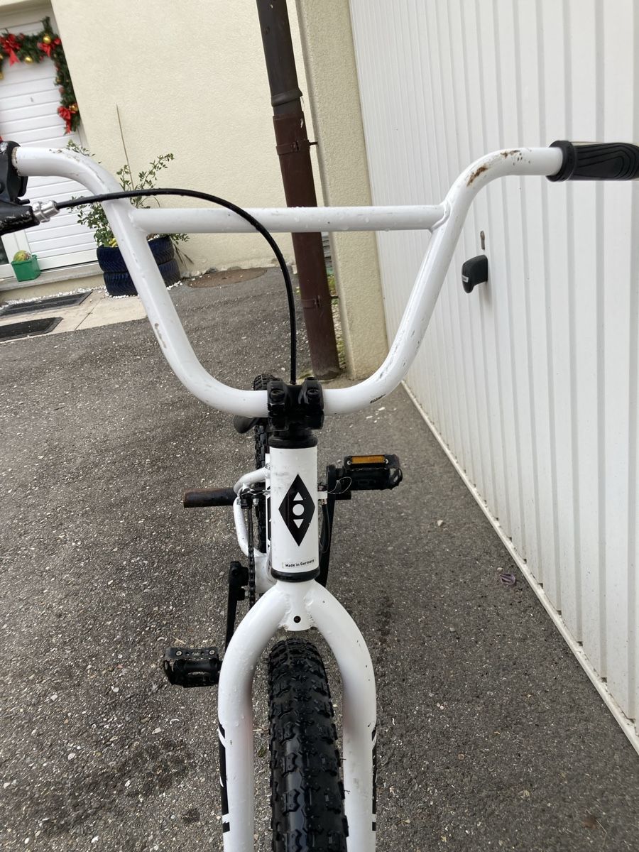 Vélos: BMX – D'occasion à Froideville par Magicmystic09 2