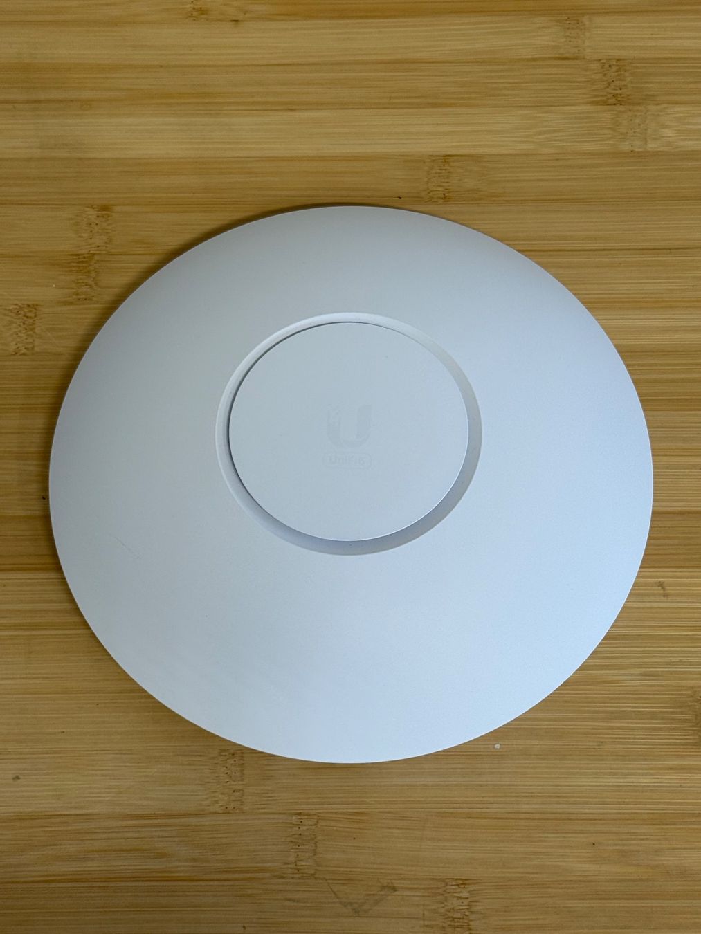 WiFi: UniFi U6-Enterprise Access Point – Usato da Teufen AR venduto da McNis