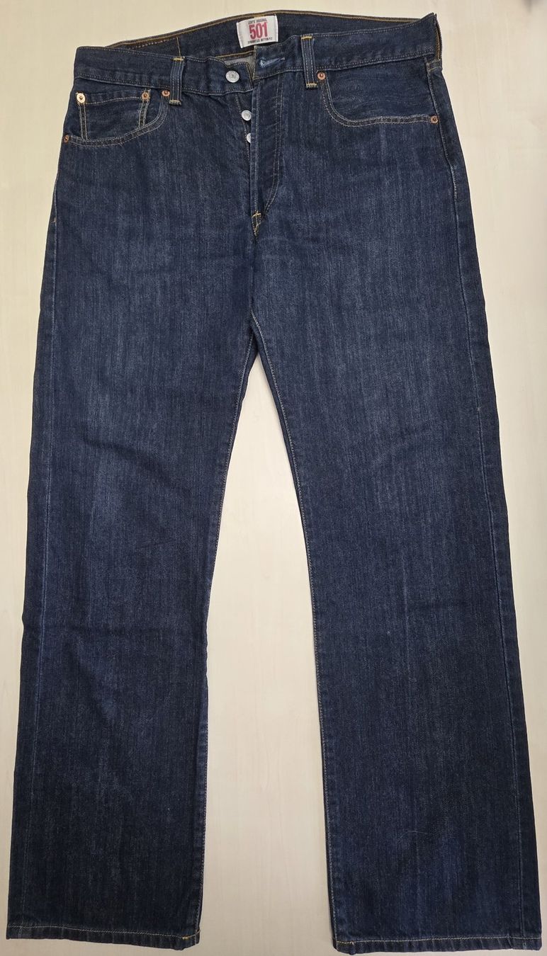 Levi's Jeans: Levi's 501 Jeans – D'occasion à Rotkreuz par sheyenne72