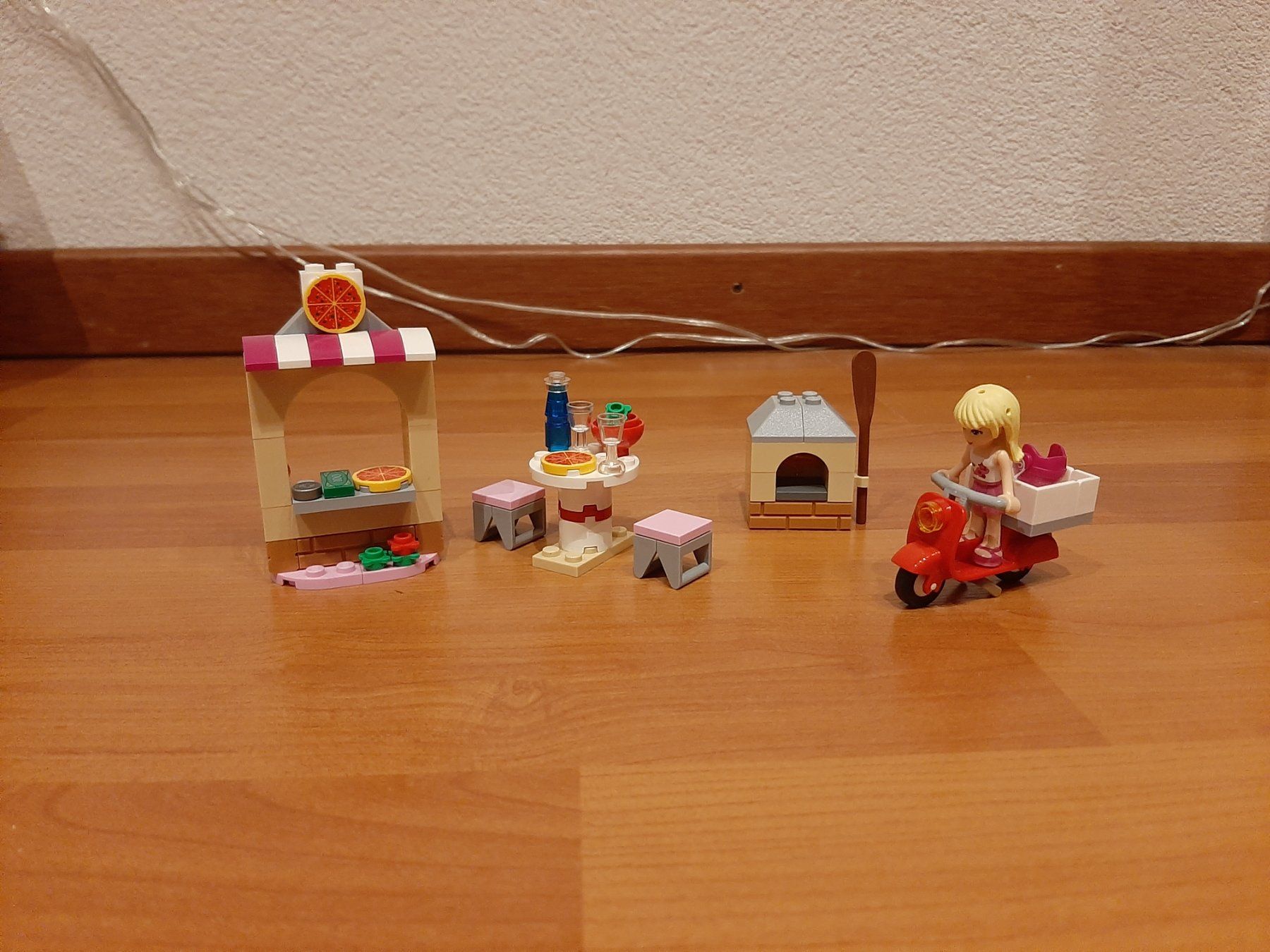 Lego Jouets: Lego Friends Pizzeria – D'occasion à Glis par ste_w7pm