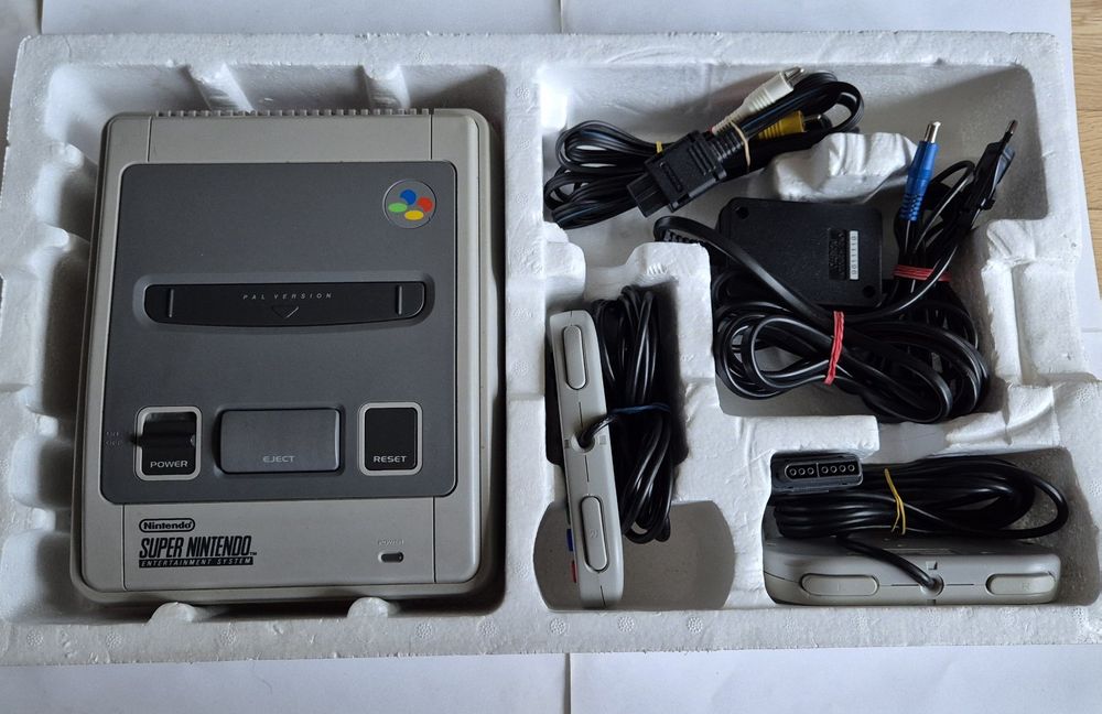 Nintendo Giochi: SNES - Super Nintendo - Konsole - OVP – Usato da Zürich venduto da Mephisto87 2