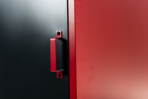 Schränke & Regale: Aktenschrank Spind PETROW rot-dunkelgrau – Neu und originalverpackt aus Herbertingen von jet-line-e-trade 5