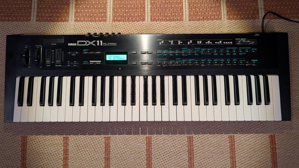 Yamaha DX11 | Kaufen auf Ricardo