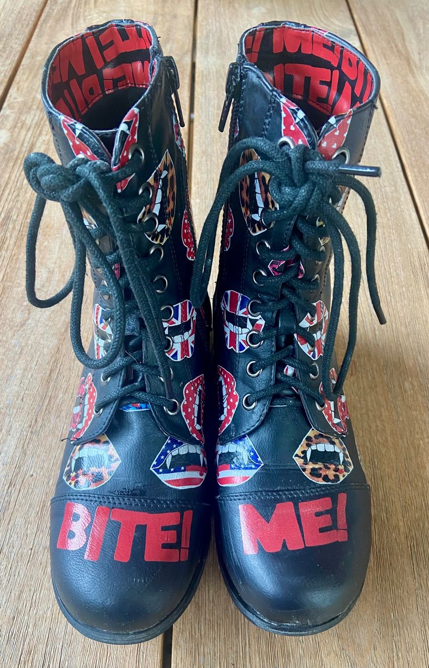 Scarpe da donna: Vampir und Gothic Stiefel 37 Halloween – Usato da Widnau venduto da Imani 1