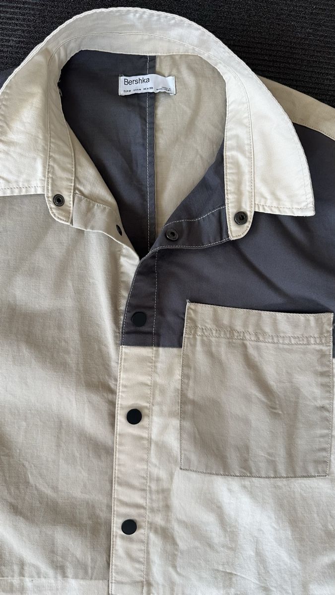Bershka Chemises: Chemise coton Bershka patchwork beige et gris taille M – Neuf (Voir description) à Vuippens par ale_6gkb 1