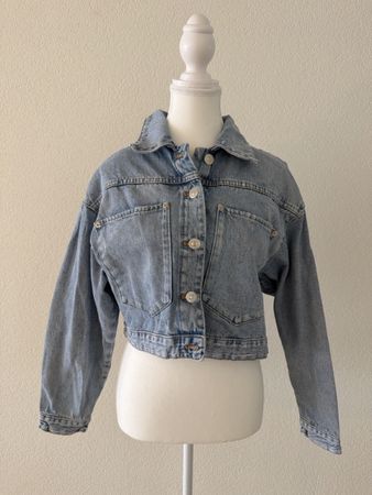 Zara Cropped Jeansjacke Hellblau Gr. S – Oversize mit grosse