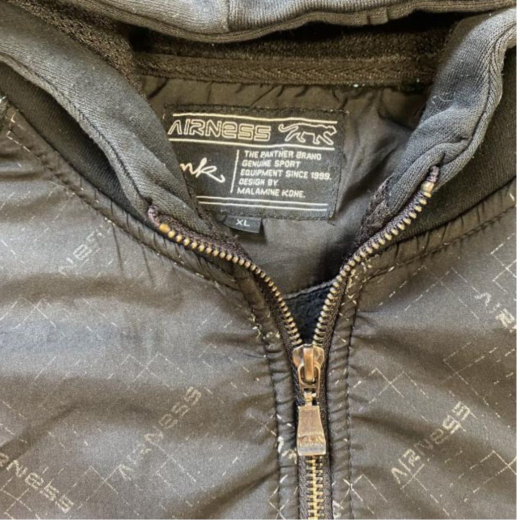 Jacken: Airness jacke – Gebraucht aus St. Gallen von sourced_limited 2