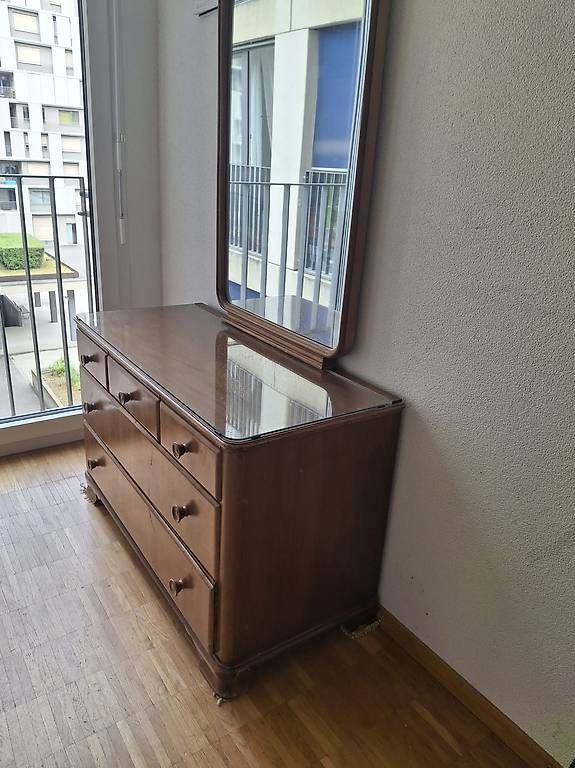 Commodes: Kommode gratis – D'occasion à Zürich par schauwem