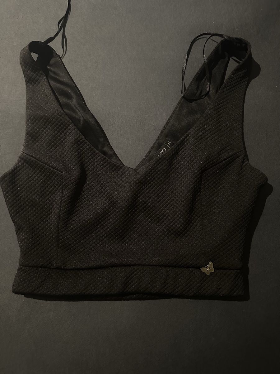 Stradivarius Top: Schwarzer Crop-Top gestrickt – Nuovo (secondo la descrizione) da Kölliken venduto da mar_8jjj