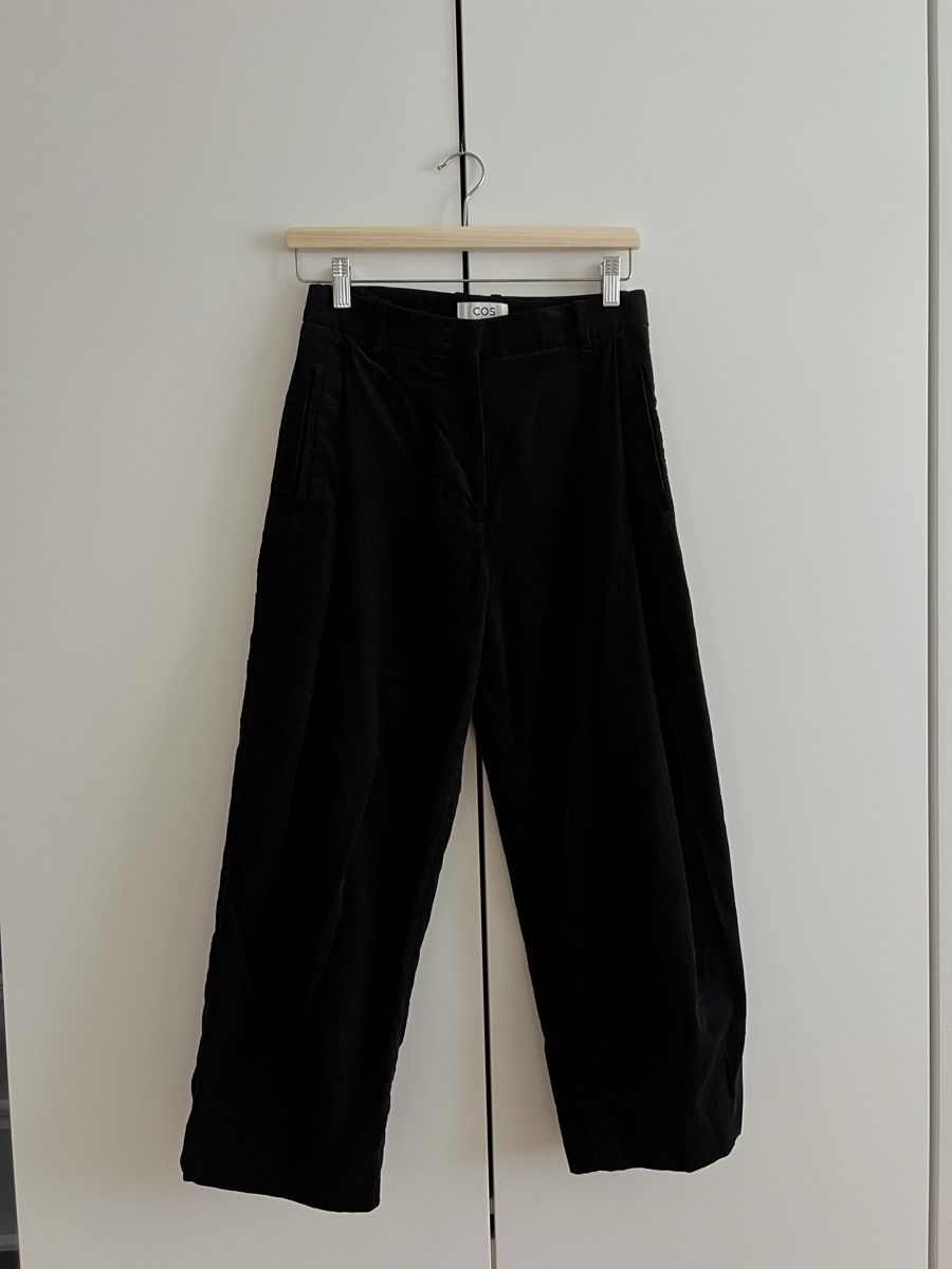 Cos Pantaloni: Cord-Hose, COS, 100% Baumwolle – Usato da Luzern venduto da Soeuv 1
