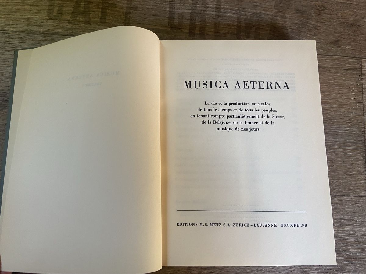 Libri: Musica Aeterna Buch gute Zustand – Usato da Galmiz venduto da Queenstone 1