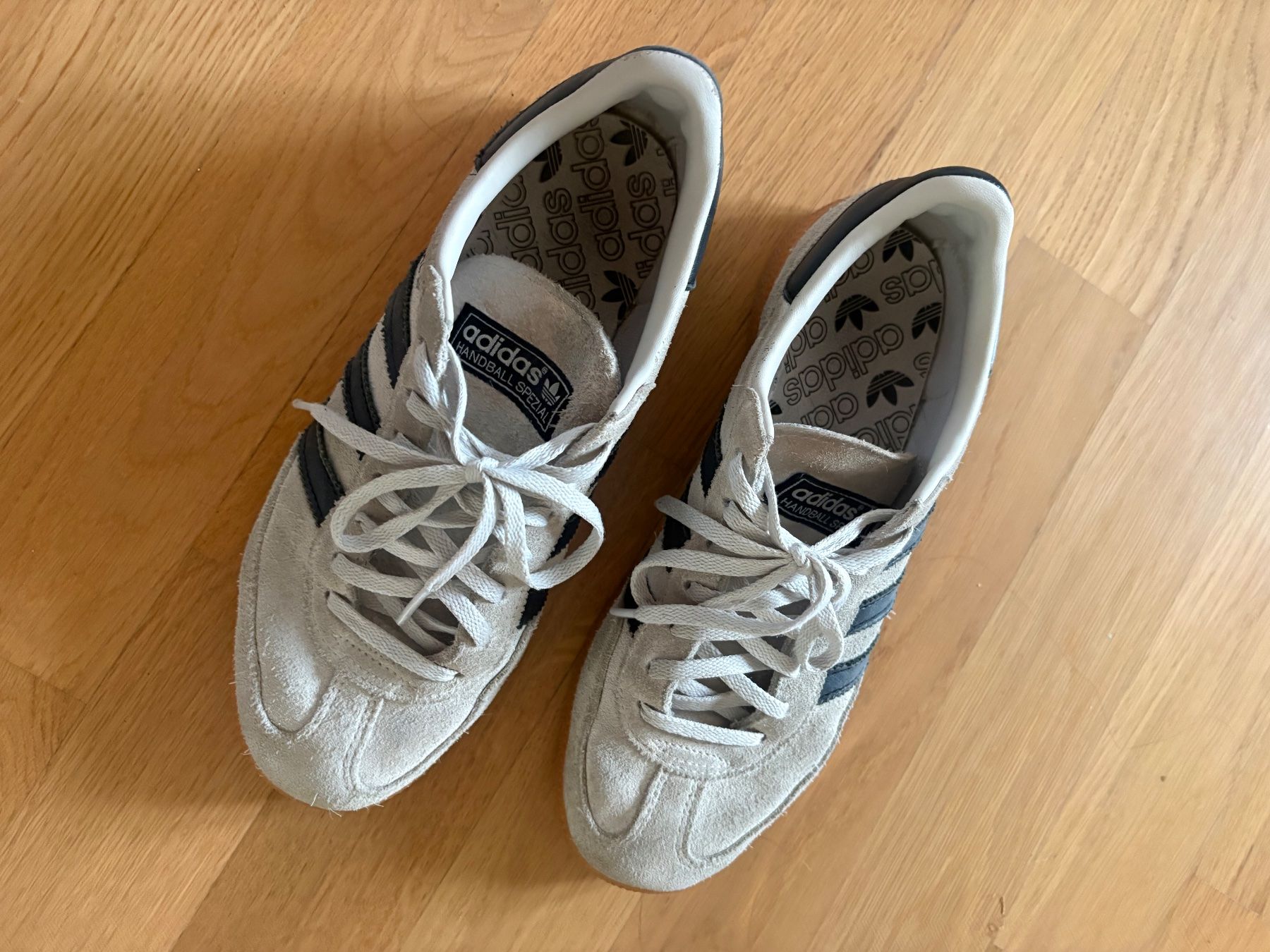 Adidas Chaussures femmes: Adidas Schuhe 40 – D'occasion à Thalwil par GRageth 1