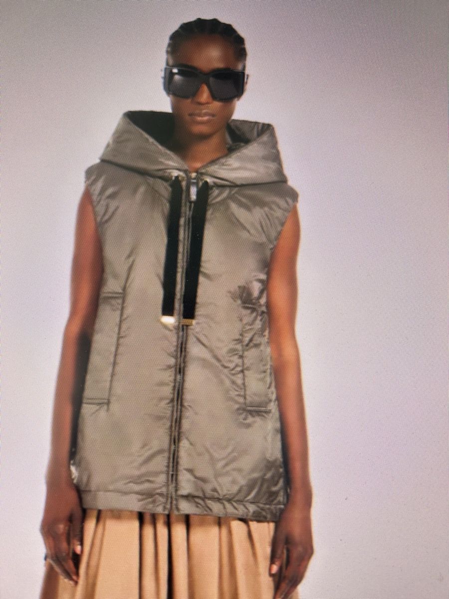 Max Mara Gilets: Gilet von MAX MARA Gr. 38 – D'occasion à Widen par Ragusa33