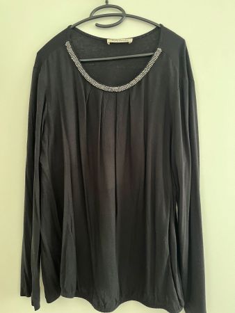 Schwarzes Langarmshirt aus Viskose