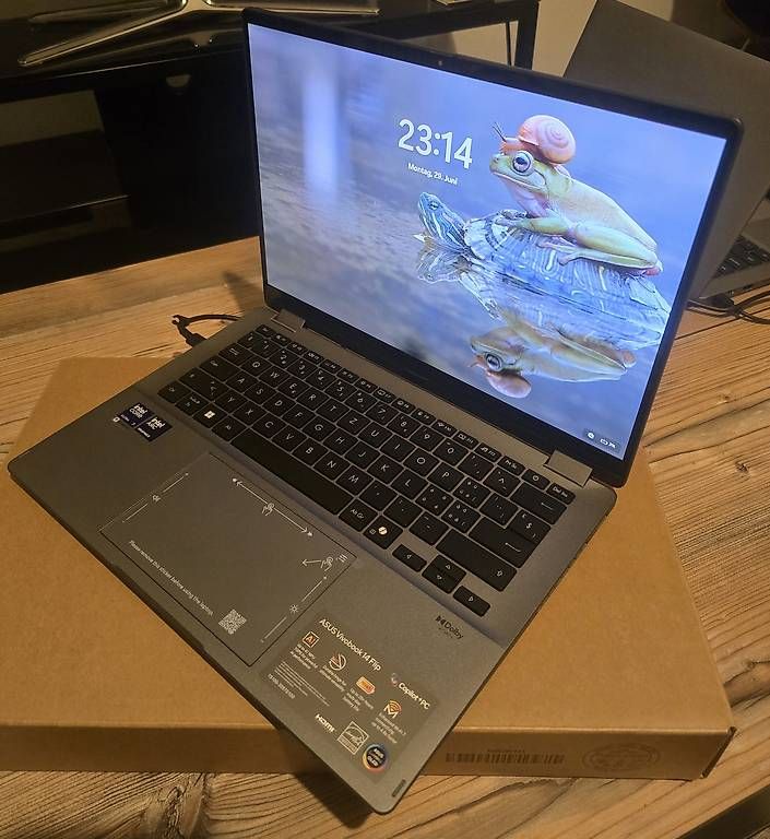 Asus Notebook: ASUS Vivobook 14 Flip TP3407SA-QL016W – Nuovo e nell'imballaggio originale da Zürich venduto da John138 1