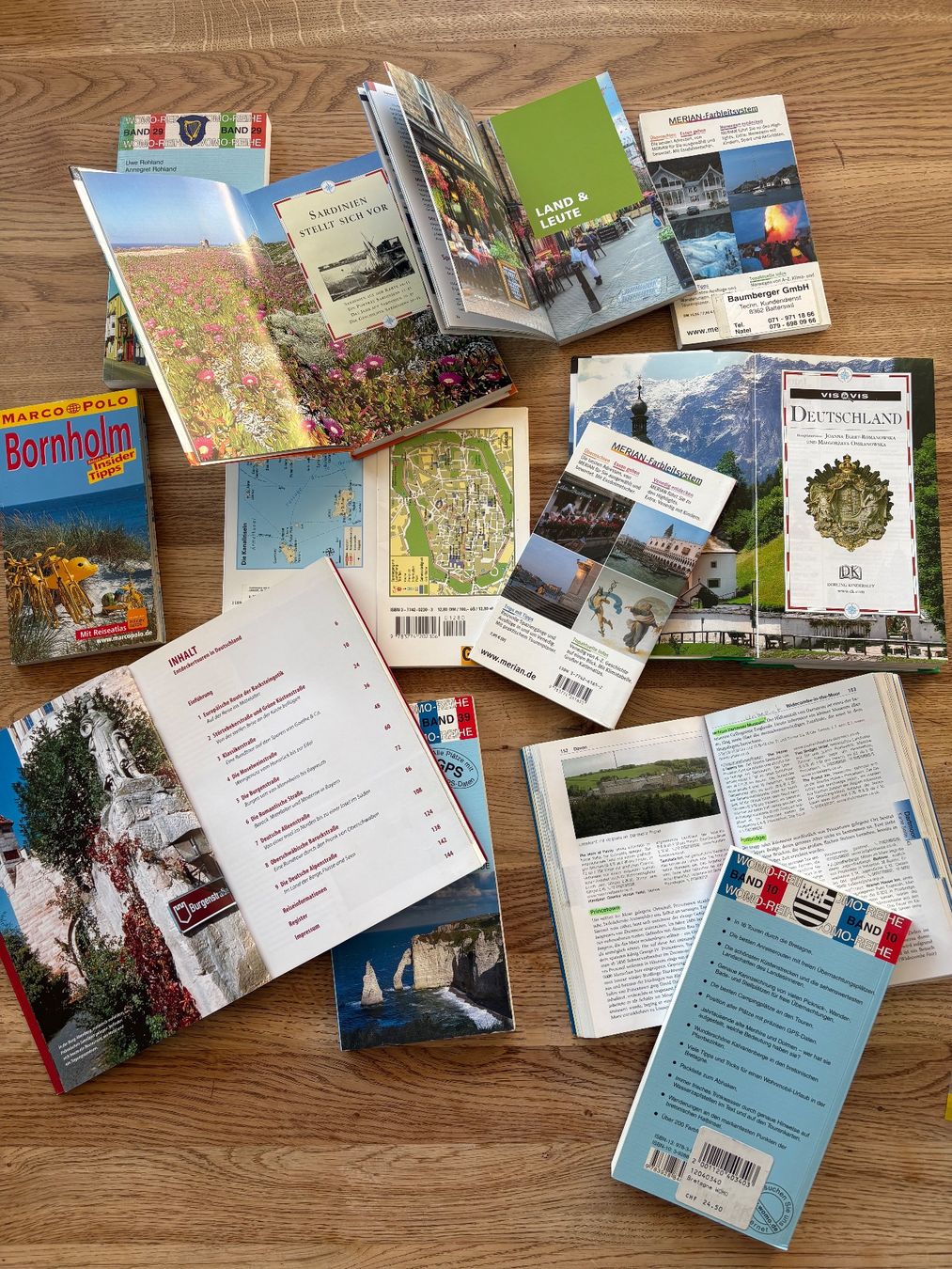 Libri: Ferien Reiseführer-Set: 13 Stück ,Destinationen, – Usato da Schleinikon venduto da msfwmw2 2