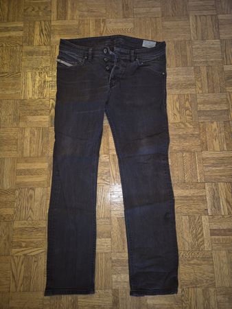 Diesel Belther Slim Tapered, Taille W31 L32, État Impeccable
