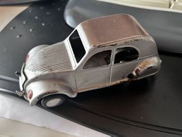 Maisto 1:18 - Voiture miniature (1) - Citroën 2cv