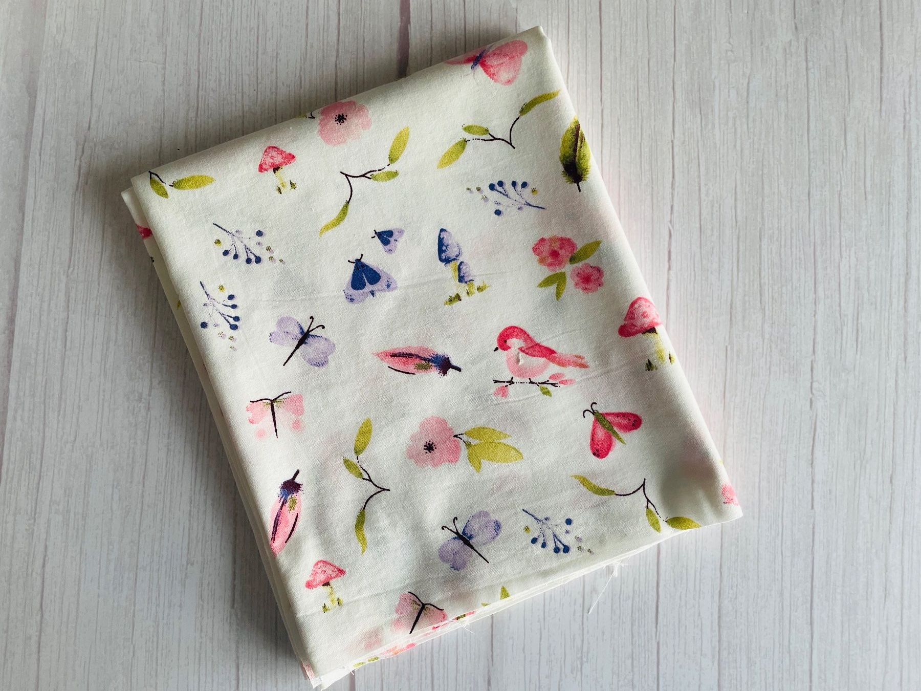 Tessuti: Grand Coupon patchwork & couture - Oiseaux - 48 x 160 cm – Nuovo e nell'imballaggio originale da Gland venduto da san_xz5j