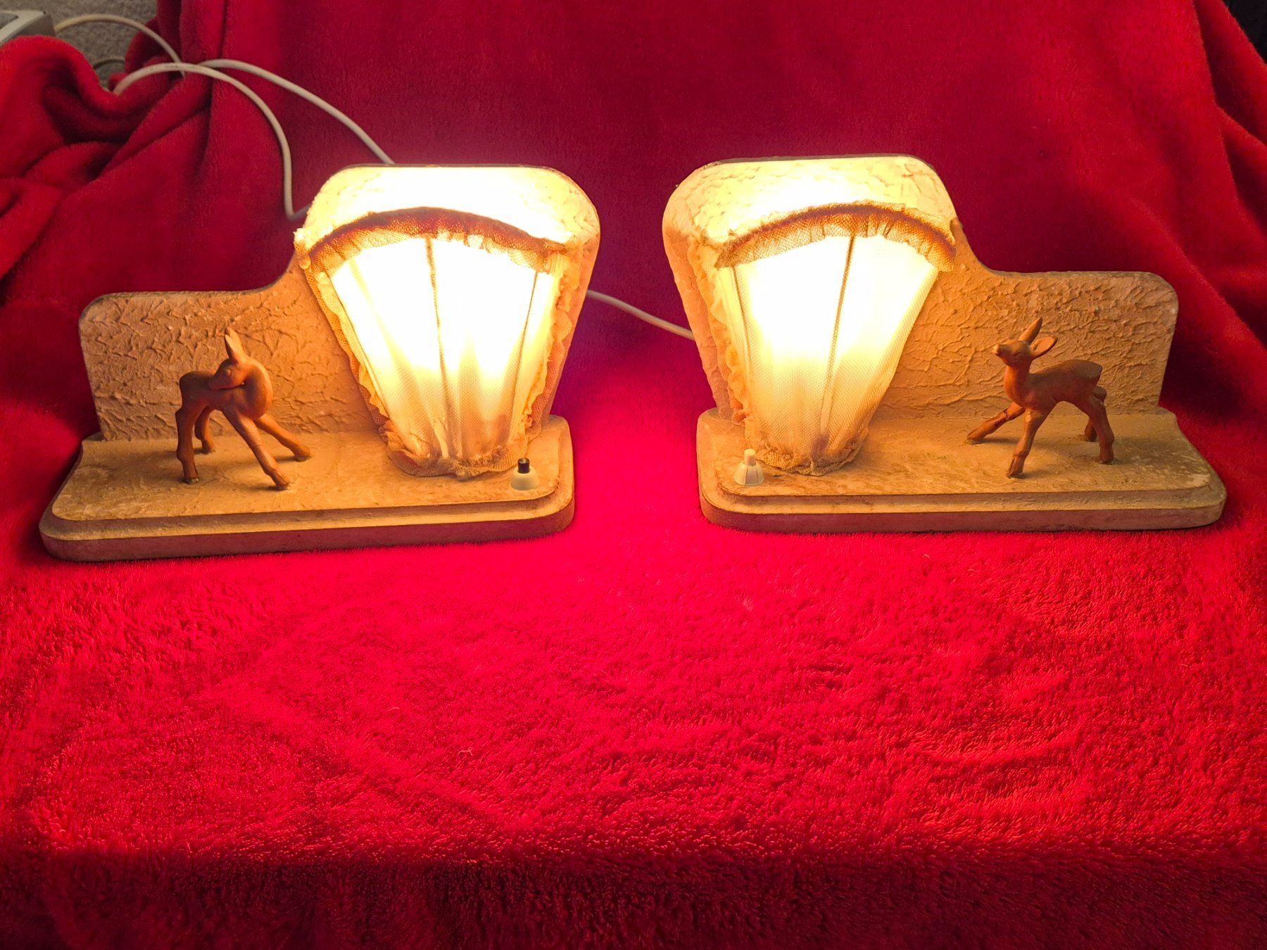 Lampade: Lampe de chevet ancienne/ vintage unique – Usato da Monthey venduto da McAuthor