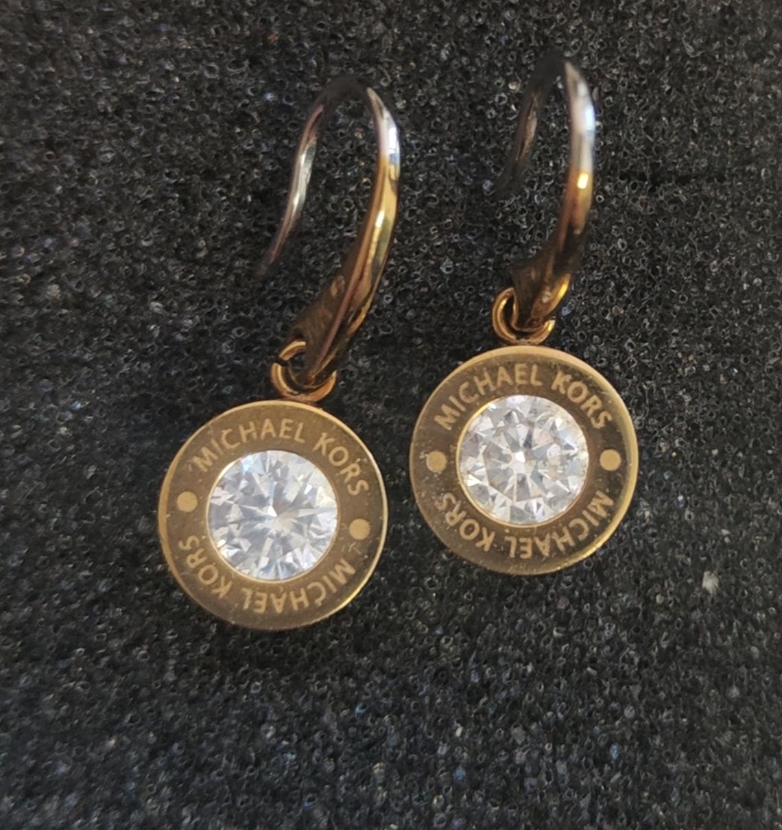 Michael Kors Orecchini pendenti & Orecchini a lobo: Boucles d'oreilles Michael Kors – Usato da Biel/Bienne venduto da notfun