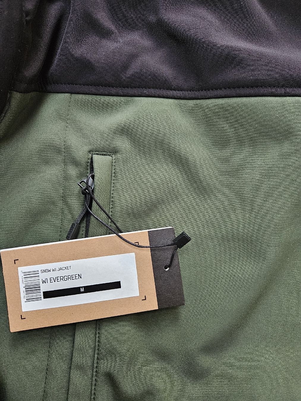 Giacche: stylischer Ski-/Snowboardpullover von Siroko – Nuovo e nell'imballaggio originale da Brunnen venduto da Sel.T. 1