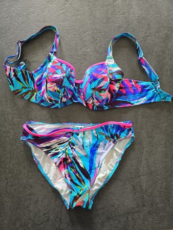 Bunter Sommer Bikini, Top Zustand,