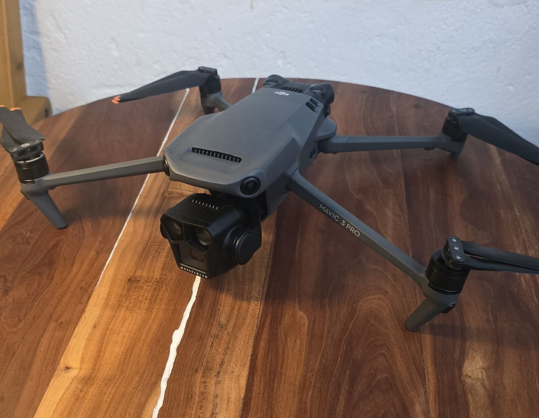 DJI Modellismo RC: DJI Mavic 3 Pro – Usato da Flumserberg Saxli venduto da AFL_8000 1