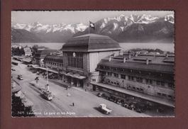 LAUSANNE - La Gare - Tram et camion - 1942