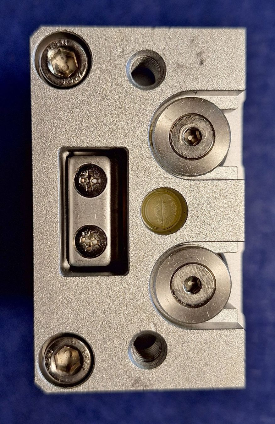 Altri prodotti elettronici: SMC MXS16-30 – Nuovo e nell'imballaggio originale da Bussy FR venduto da 023 3